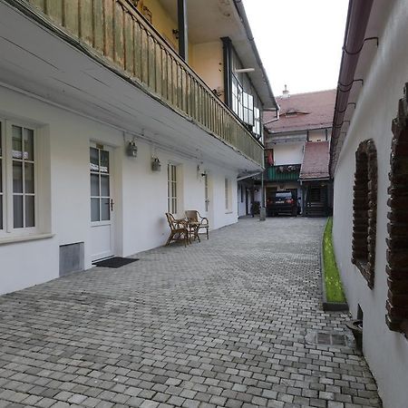 Baroc Apartments & Studio ซีบิว ภายนอก รูปภาพ
